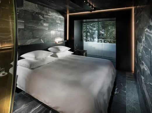 7132 Therme