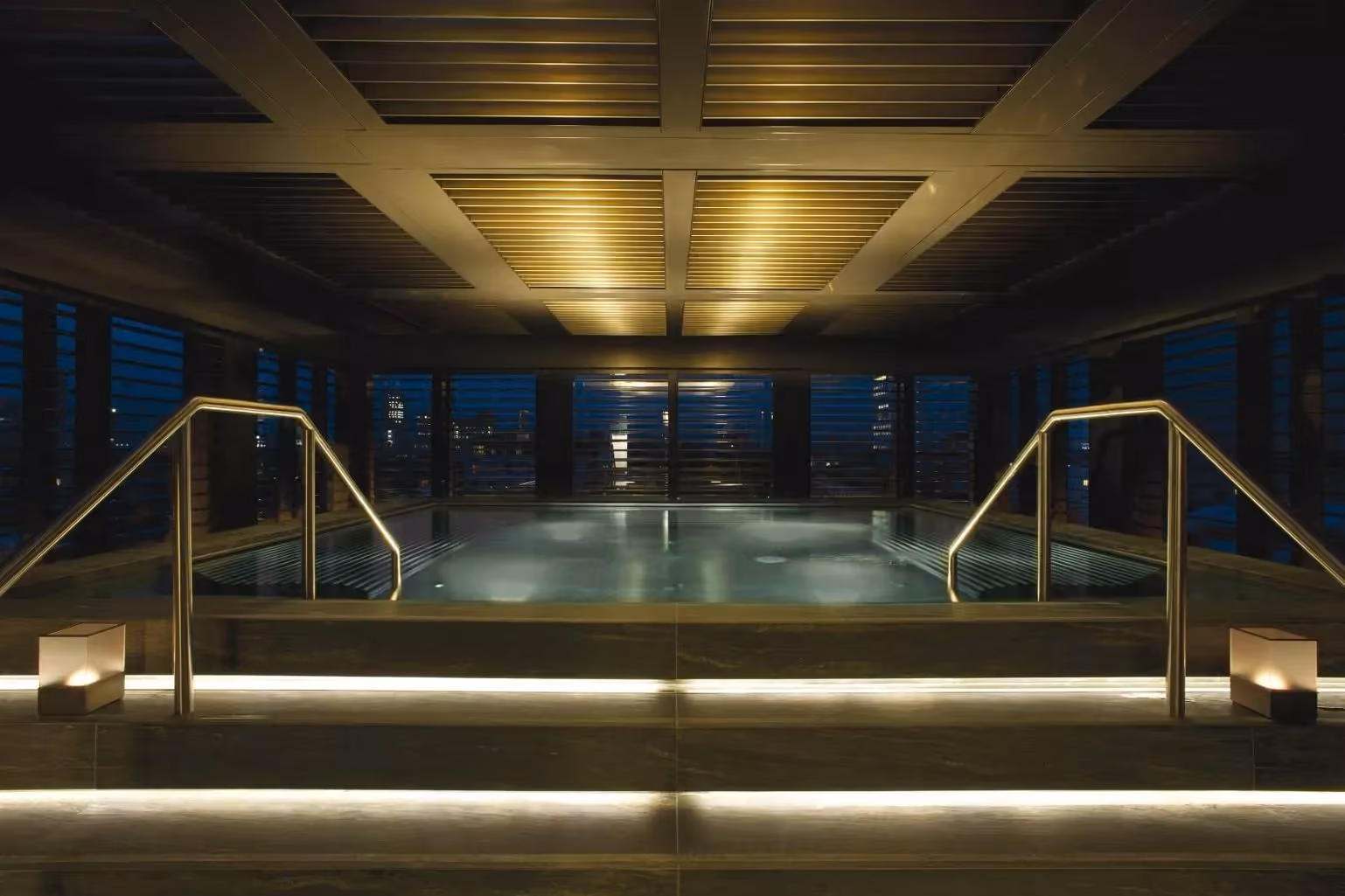 Armani Hotel Milano, Milan