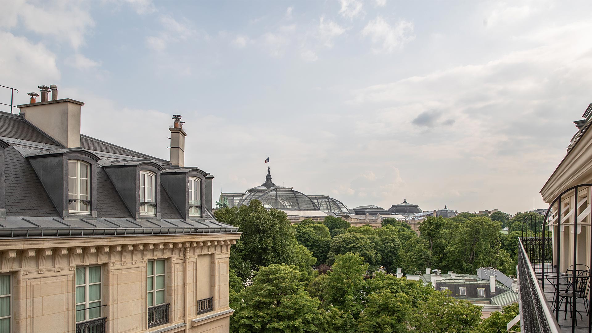 La Réserve Paris, Paris