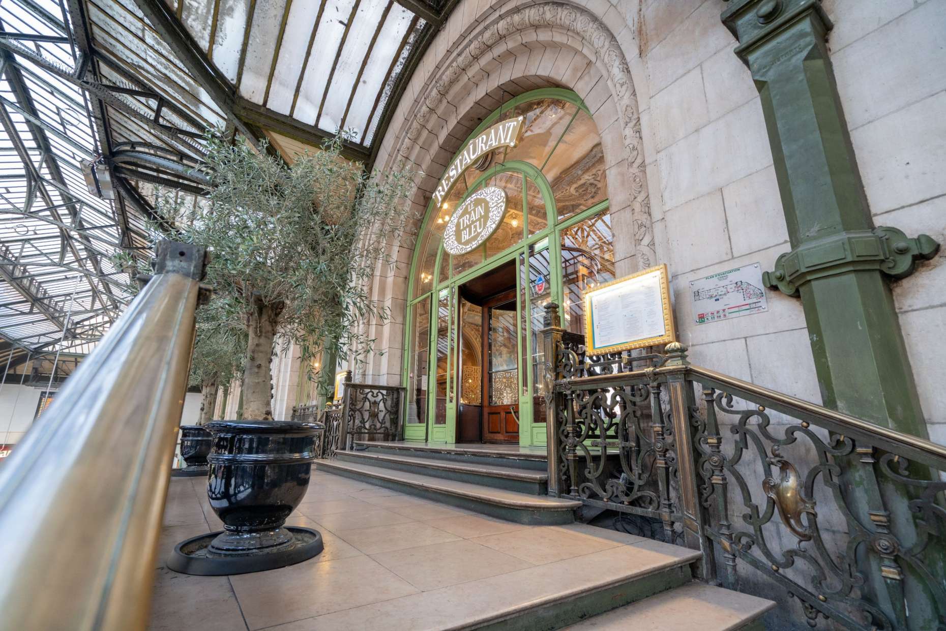 Le Train Bleu, Paris