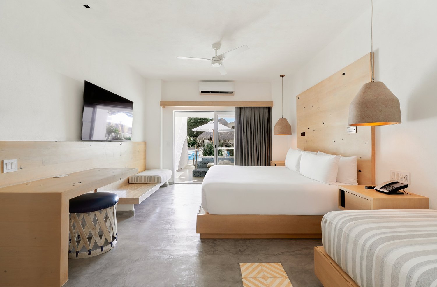 SUR Beach House